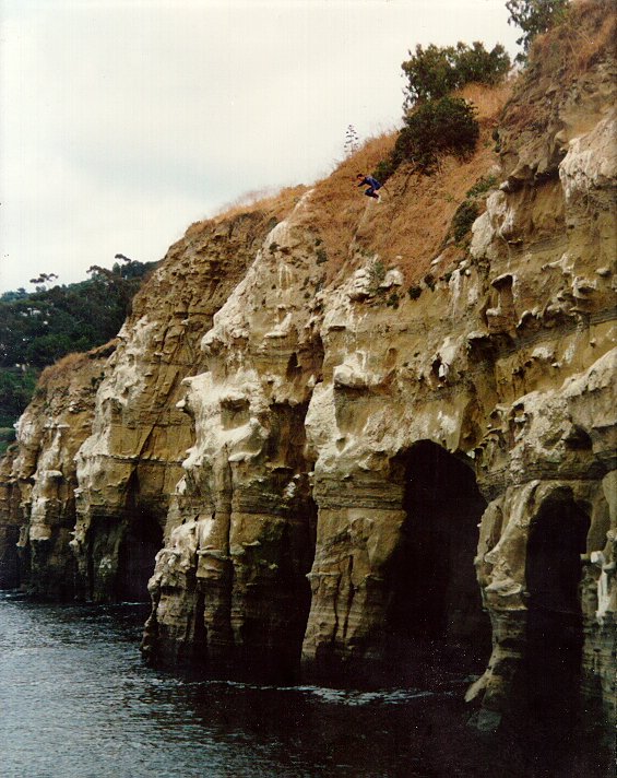 The La Jolla Clam Dead Man's Cliff